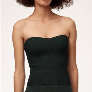 NWOT Babaton sweetheart tune top